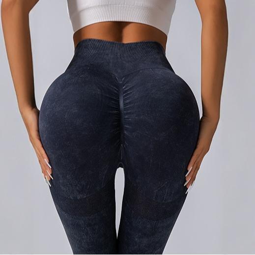 Seamless Women's Yoga Pants for Fall Winter Outdoor Workout Fitness Leggings with Peach Butt Lift Design Soft Matte Finish and Washable Base Layer