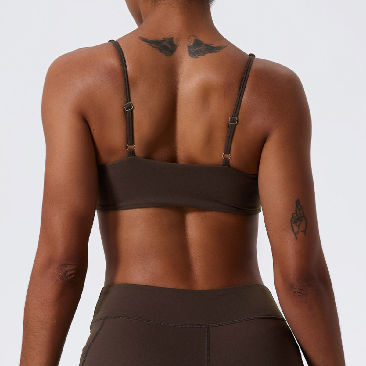 Women s Yoga Sports Bra with Beautiful Back Design Quick Dry High Support Fitness Top for Running and Intense Workouts