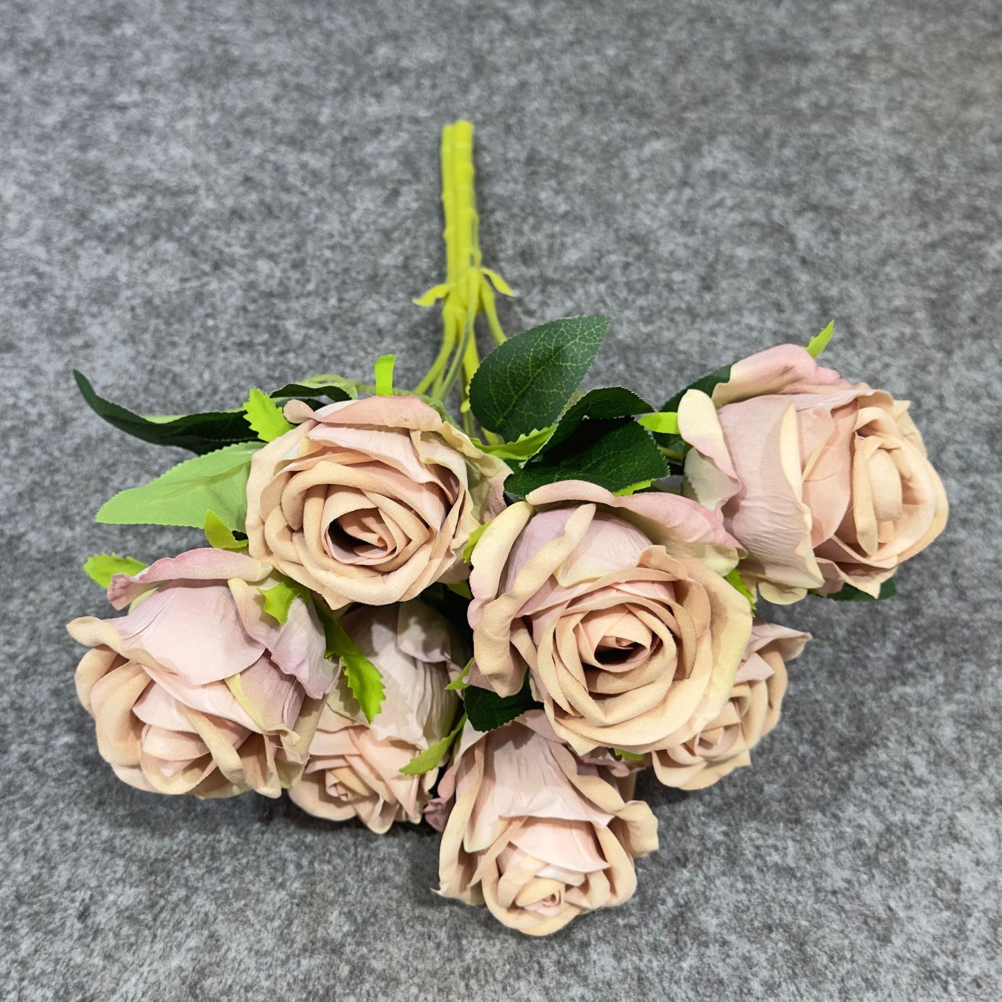 Realistic 7-Branch Velvet Rose Bouquet - Beautiful 7-Head Faux Flowers for Living Room and Wedding Decorations, Perfect Handheld Floral Arrangement