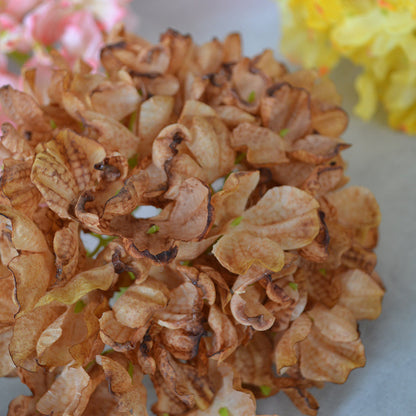 Handcrafted Floral Big-Head Hydrangea Bouquet for Wedding Decorations - Customizable Flower Wall Arrangement and DIY Floral Accessories for Stunning Backdrops and Headdresses