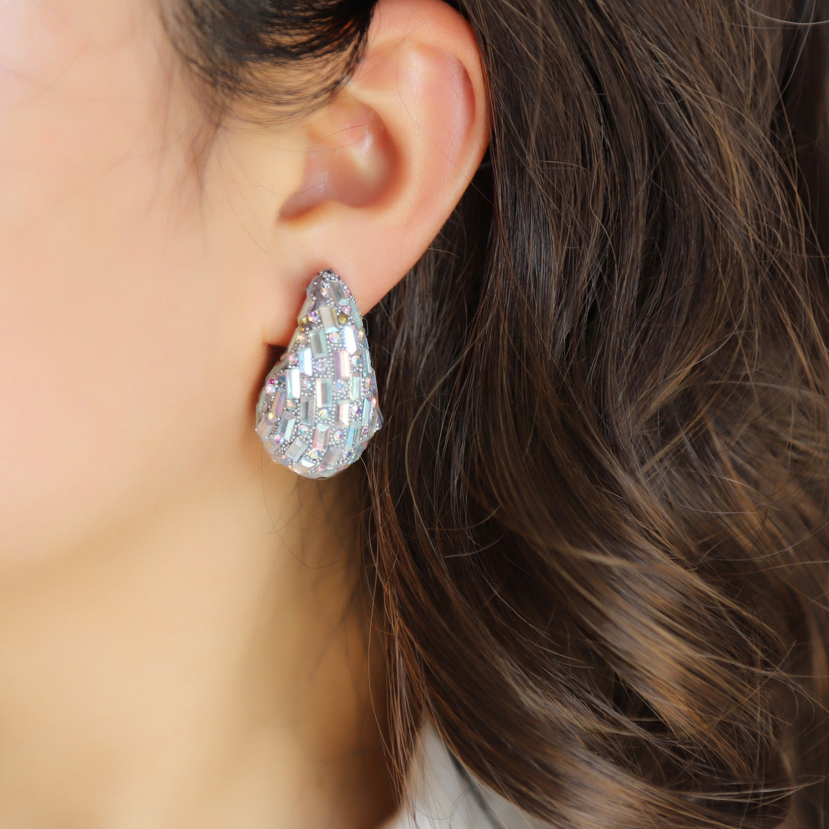 Trendy Droplet Gradient Colored Glass Ear Studs with Full Sparkling Crystals - Chic, Versatile, and Elegant Jewelry for Every Occasion