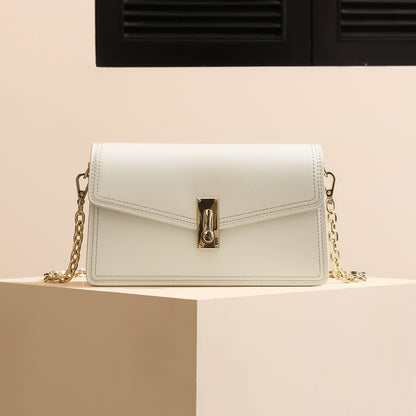 Chic Korean Genuine Leather Women's Crossbody Bag Chain Strap Shoulder Bag for a Sophisticated Look Minimalist Envelope Design for Commuting Everyday Use