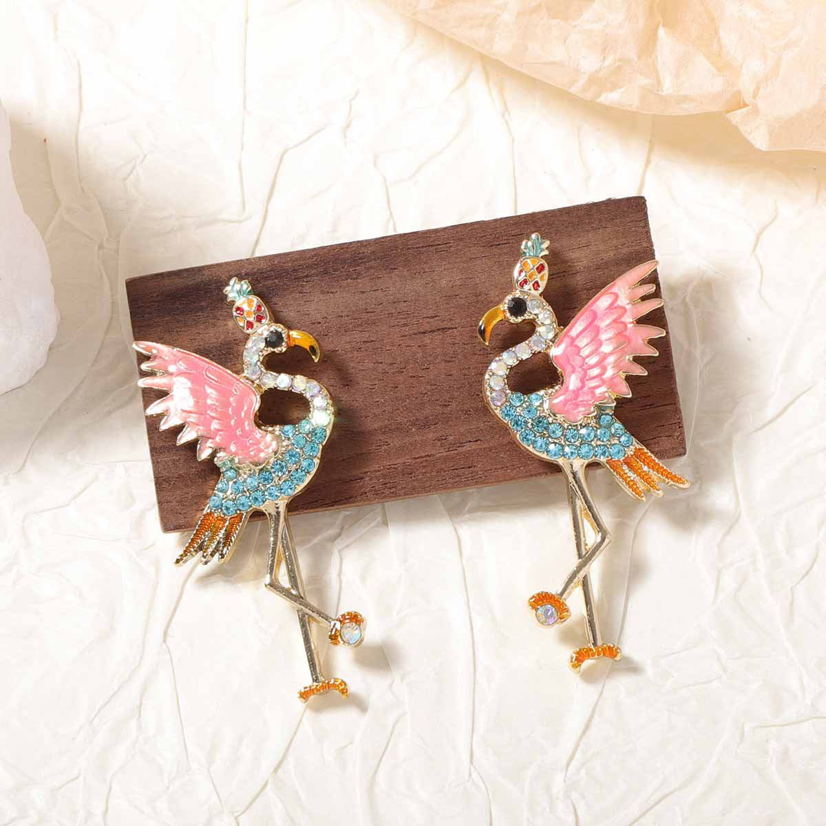 Exaggerated Unique Alloy Flamingo Earrings with Rhinestone Accents - Creative, High-End Chic for Every Occasion, Effortlessly Stylish Women's Accessory