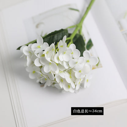 Single Stem Faux Hydrangea Flower – Realistic Touch, Perfect for Weddings, Photography Props, Home Décor, and Restaurant Decoration