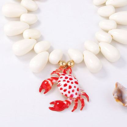 Stylish Beach Ocean-Inspired Exaggerated Minimalist Alloy Crab Pendant Necklace for Women – Perfect Accessory for Summer Vacations