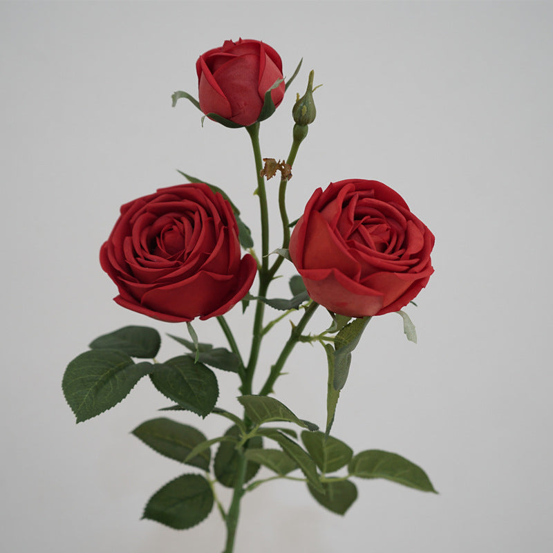 Touch Realistic Hydrating 3-Head Sweetheart Rose Home Decor Flower Arrangement - Perfect for Photography Props & Elegant Interior Decoration