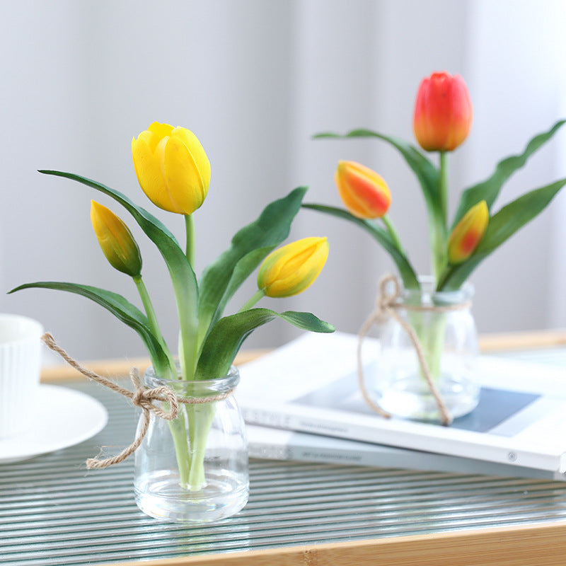 Realistic Faux Tulip Potted Plant - Fresh and Lively Home and Outdoor Décor, Perfect for Lasting Beauty with Soft Rubber Tulips