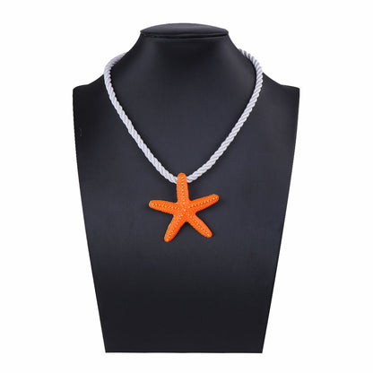 Stylish Ocean-Inspired Starfish Pendant Necklace for Women - Minimalist Resin and Alloy Casual Jewelry for Any Occasion