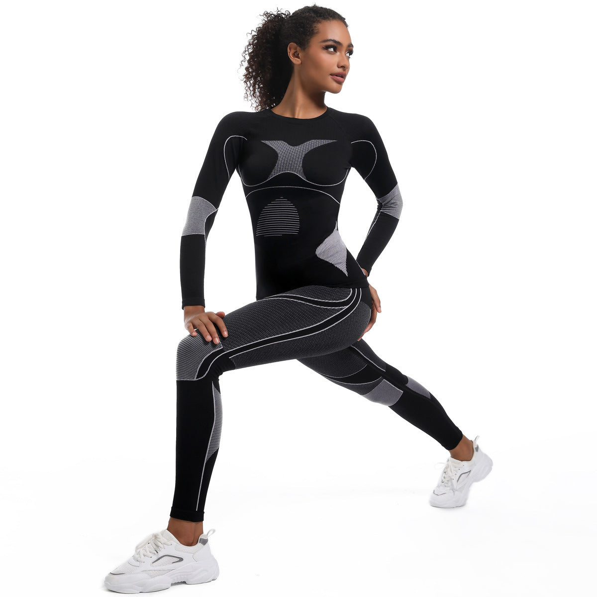 Seamless Tight Fitting Long Sleeve Sports Bodysuit Set for Women Ideal Cycling Yoga Fitness and Skiing Outfit with Enhanced Comfort Flexibility