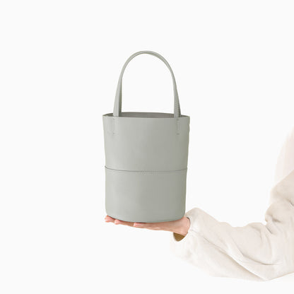 Genuine Leather Tote Bag for Women Spacious Spring Bucket Bag with and High End Feel