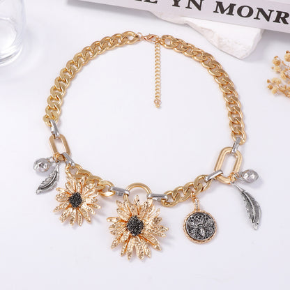 Exquisite and Unique High-End Alloy Pendant Necklace with Bold Sunflower Leaf Design – Perfect Statement Jewelry for Women