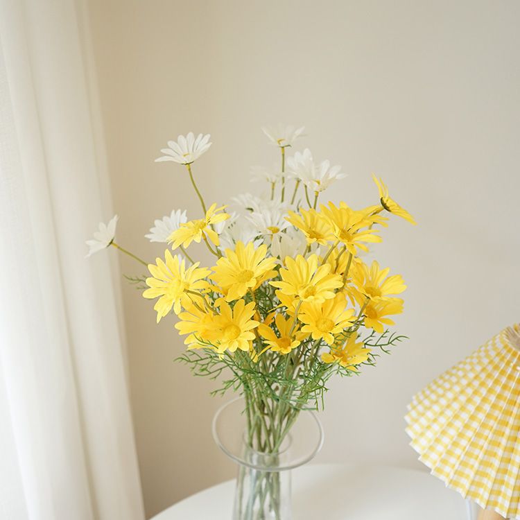 Charming Faux Chamomile Daisy Bouquet - Realistic Plastic Flowers for Home Décor, Living Room Accents & Photography Props