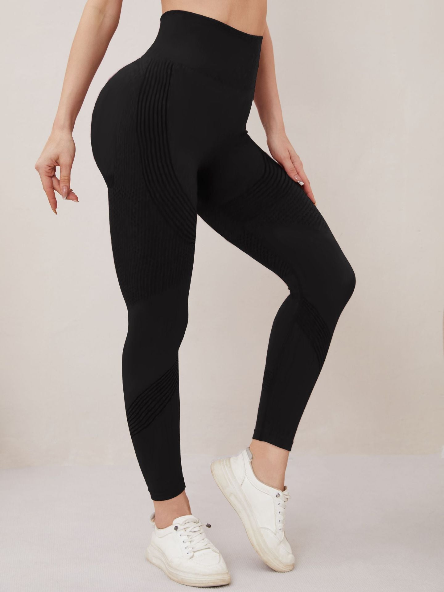 Seamless High Waisted Yoga Pants for Women Tummy Control Butt Lift Quick Dry Stretchy Workout Leggings for Running and Gym for Outdoor Fitness and Everyday Wear