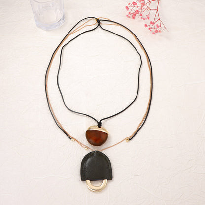 Stylish Minimalist Metal Lock Pendant Necklace - Versatile, Unique, and Perfect for Layering | Trendy Women's Accessory