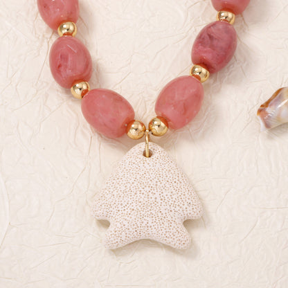 Chic Minimalist Volcanic Stone Goldfish Pendant Necklace – Versatile Sweet Resin Jewelry for Women
