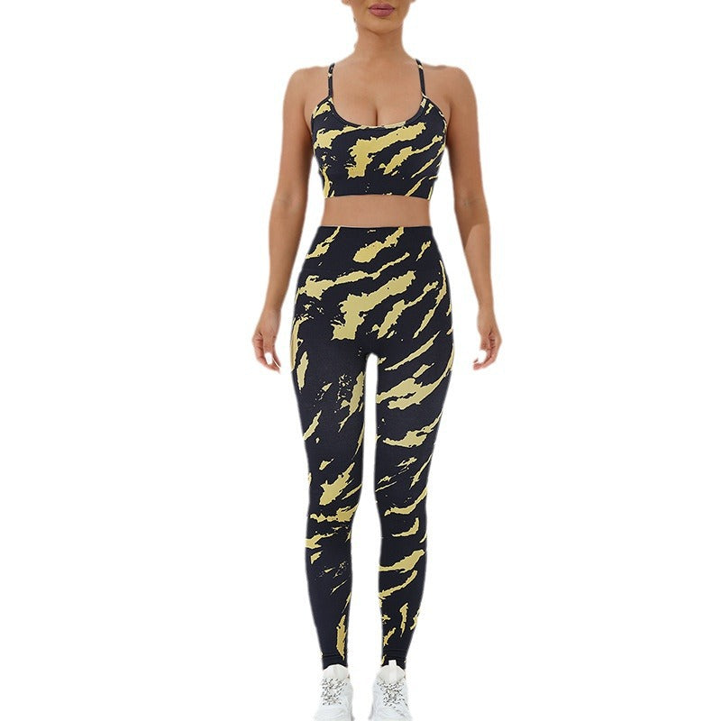 Camouflage Print Seamless Yoga Suit Set for Women Quick Dry High Waisted Running Fitness Leggings for Comfort and Performance