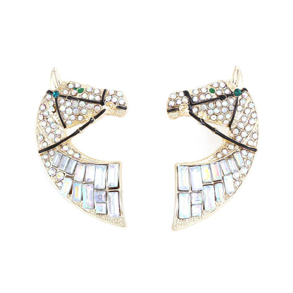 Innovative Animal-Themed Horse Head Rhinestone Stud Earrings – Creative Alloy, Luxurious Yet Affordable, Versatile and Statement-Making Jewelry for Unique Personalities