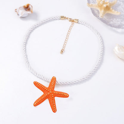 Stylish Ocean-Inspired Starfish Pendant Necklace for Women - Minimalist Resin and Alloy Casual Jewelry for Any Occasion