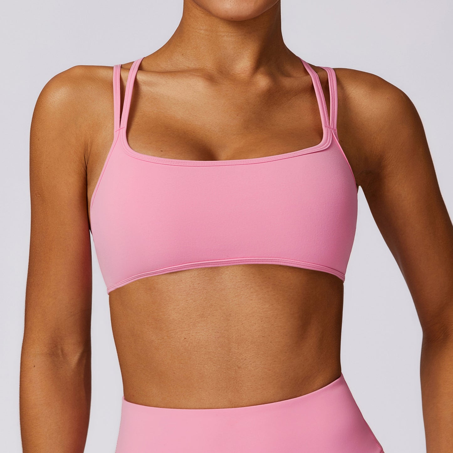 High Performance Seamless Sports Bra for Yoga and Running Quick Drying Comfortable Fit for All Workouts Model 8260