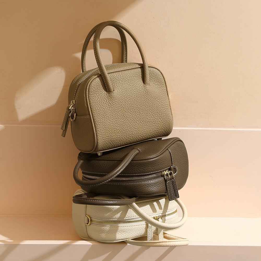 Women's Tote Bag Versatile Crossbody Purse in Genuine First Layer Cowhide Leather for Fashionable Commuting and Everyday Use