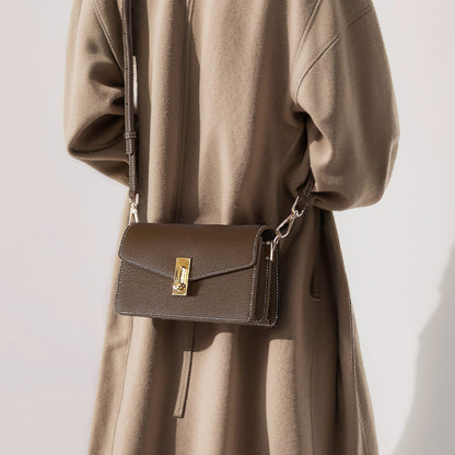 Envelope Crossbody Bag Chic Small Shoulder Bag for Casual Commuting and Everyday Versatility