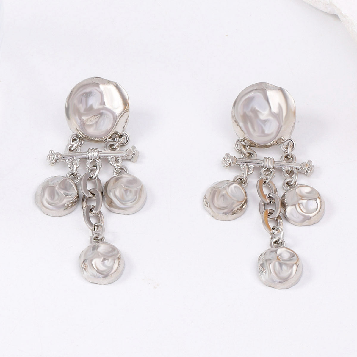 Stylish Vintage-Inspired Alloy Geometric Textured Round Tasseled Earrings with Unique Hammered Finish – Perfect for Bohemian and Chic Looks