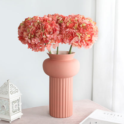 Elegant Hotel Window Display Decor:  Faux Hydrangea Bouquet with Burnt Edge Details - Korean-Style Bridal Handheld Arrangement in Gorgeous American Aesthetic