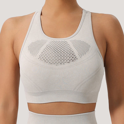 High Performance Women's Mesh Hollow Lightweight Breathable Sports Bra Luxurious Summer Yoga Top with Comfort and Style