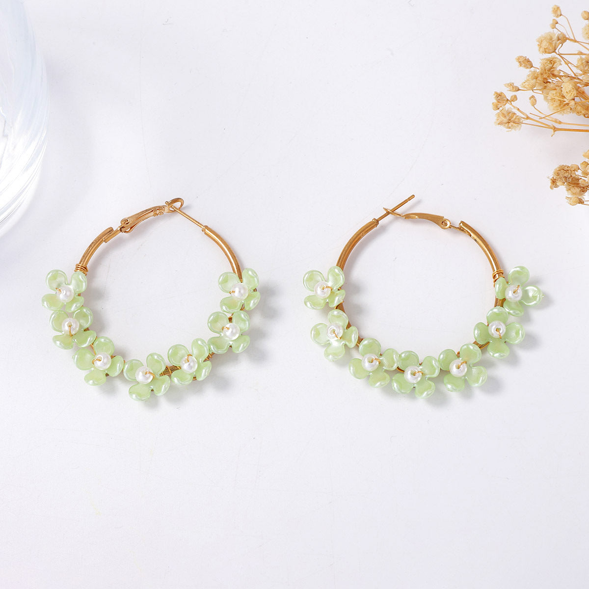 Chic Minimalist Fresh Sweet Beaded Flower Tassel Geometric Statement Earrings – Perfect Everyday Accessories for Vacation and Versatile Styling