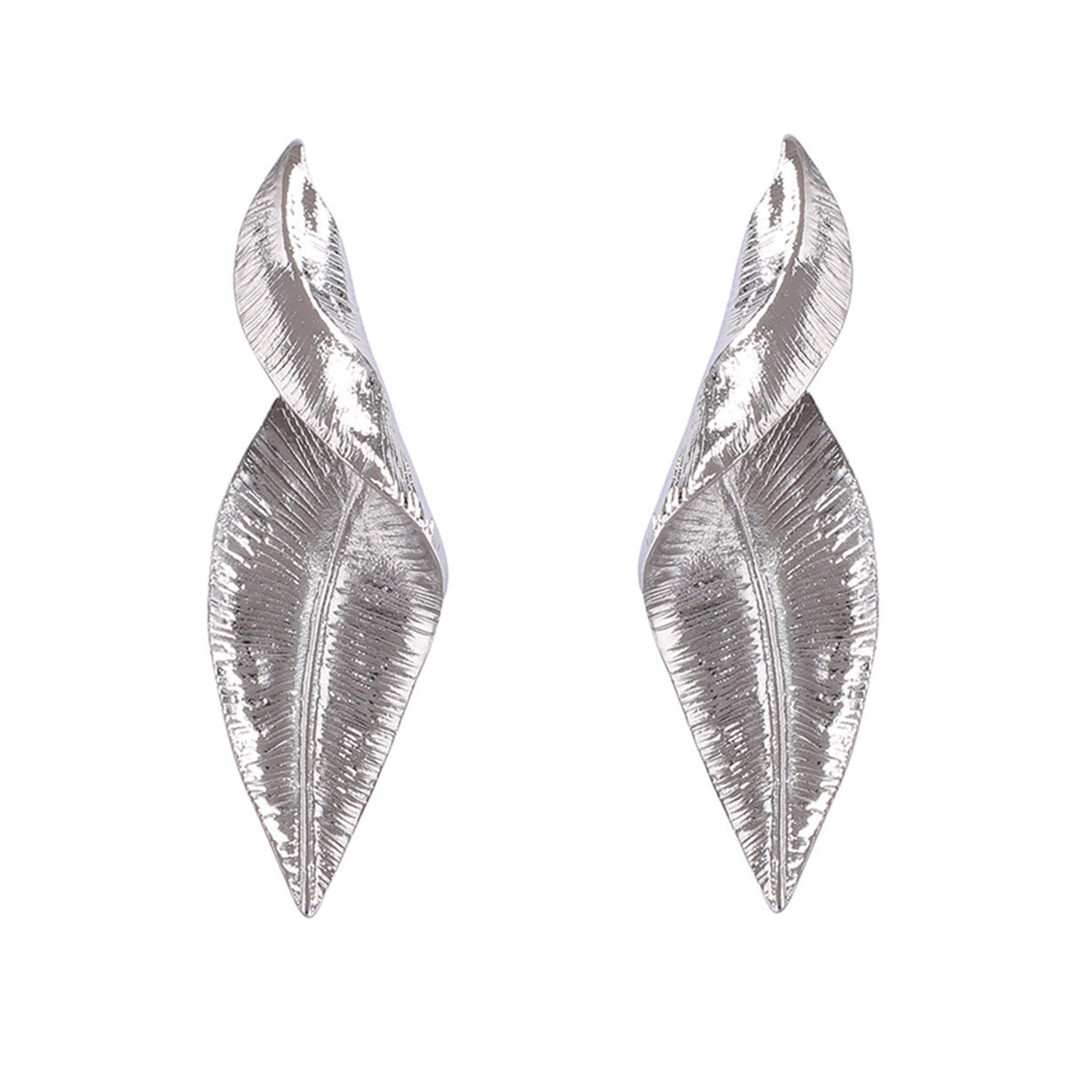 Chic Vintage-Inspired Irregular Leaf Earrings with Twisted Texture - Bold and Elegant Statement Jewelry for Women
