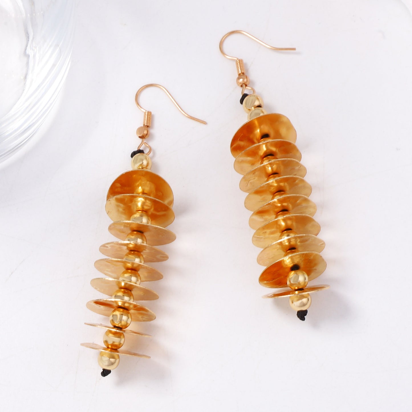 Trendy Vintage-Inspired Metal Geometric Round Disk Drop Earrings - Chic Punk Luxe Style Perfect for Casual Outfits