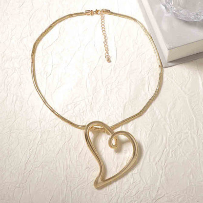 Sleek Minimalist Rope-Style Metal Chain Alloy Hollow Heart Pendant Necklace – Versatile Casual Fashion for Women