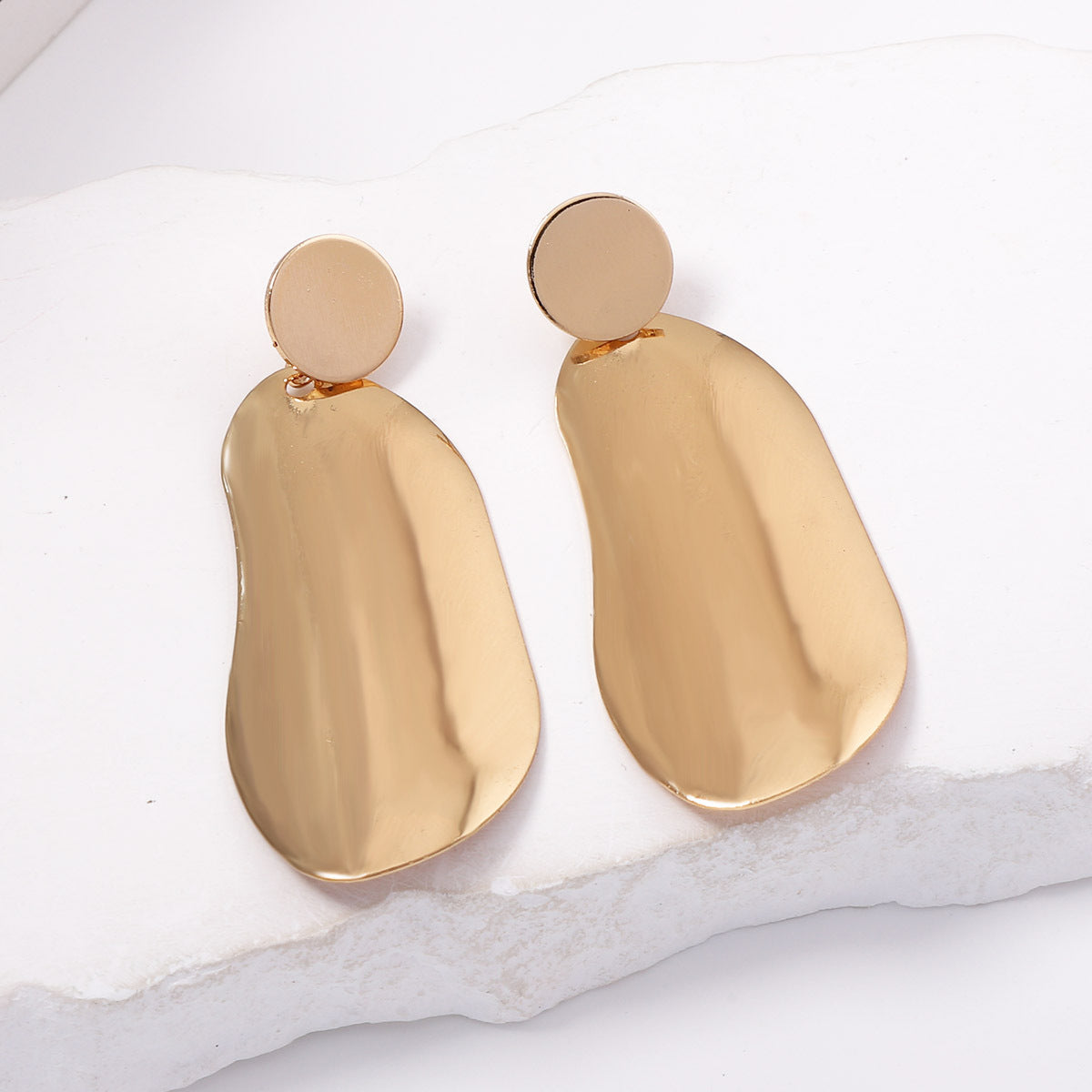 Chic Irregular Geometric Alloy Drop Earrings for Commuters - Stylish and Versatile Women's Accessories