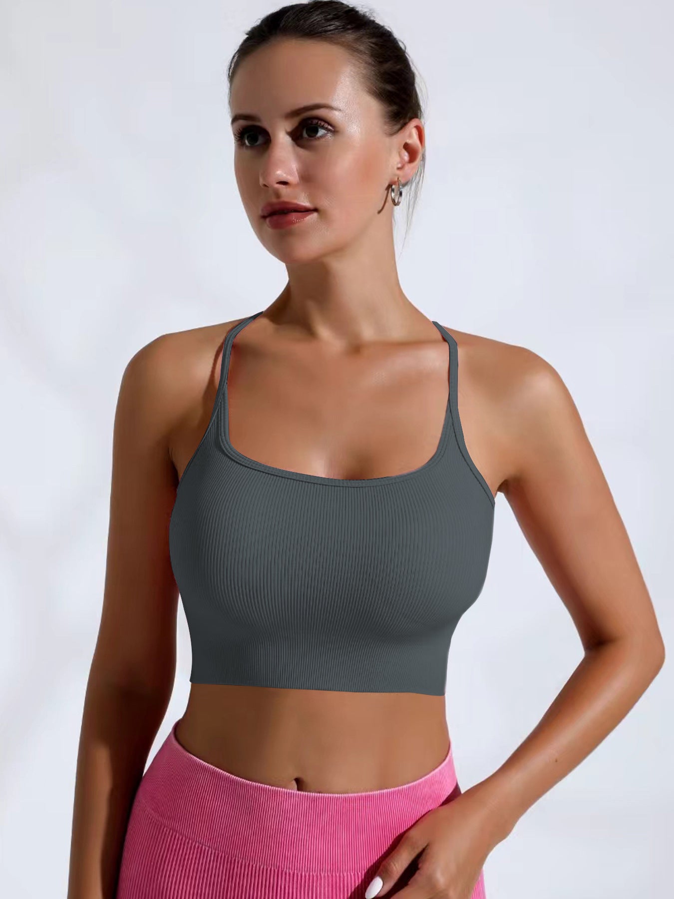 Shock Resistant Cross Back Sports Bra with Breathable Adjustable Straps for Outdoor Activities Yoga and Seamless Side Support