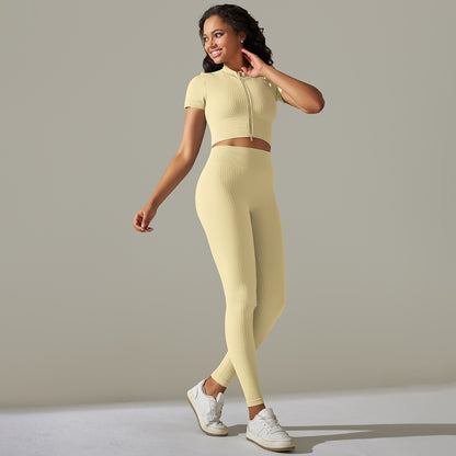 Seamless Ribbed Double Zipper Short Sleeve Workout Set with Peach Butt Lifting Leggings for Fitness and Yoga Performance