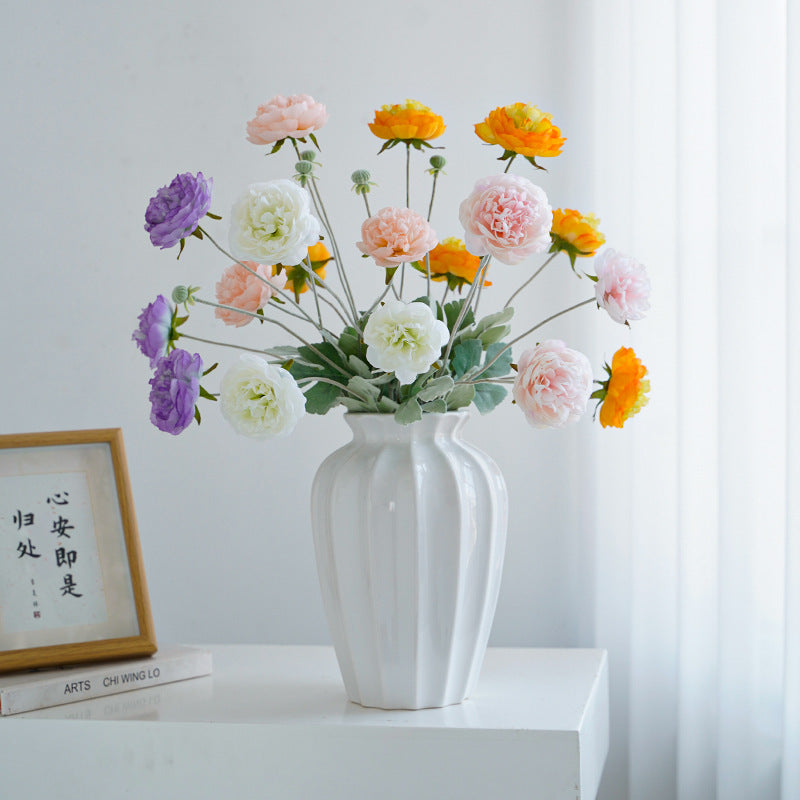 Realistic White Lotus Silk Flower Bouquet – Elegant Home Décor for Weddings and Special Events, Perfect for Soft Furnishings and Floral Arrangements