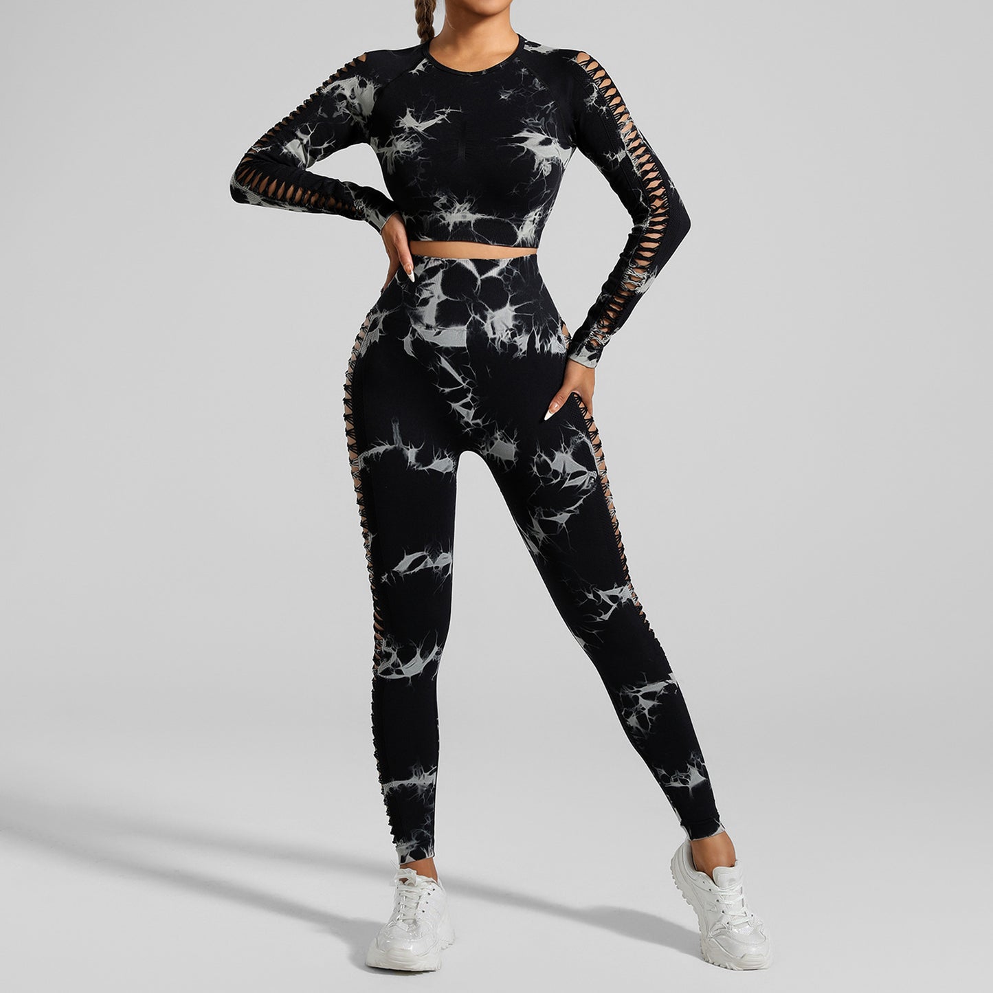 Seamless Tie Dye Yoga Set with Long Sleeve Top and Butt Lifting Leggings Comfortable and Activewear for All Fitness Levels