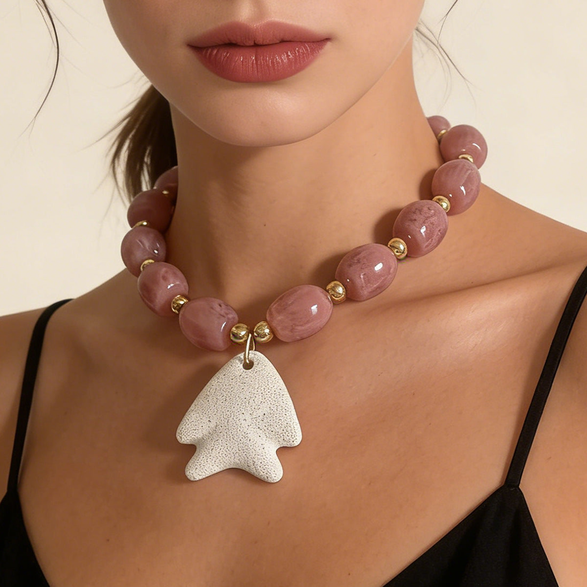 Chic Minimalist Volcanic Stone Goldfish Pendant Necklace – Versatile Sweet Resin Jewelry for Women