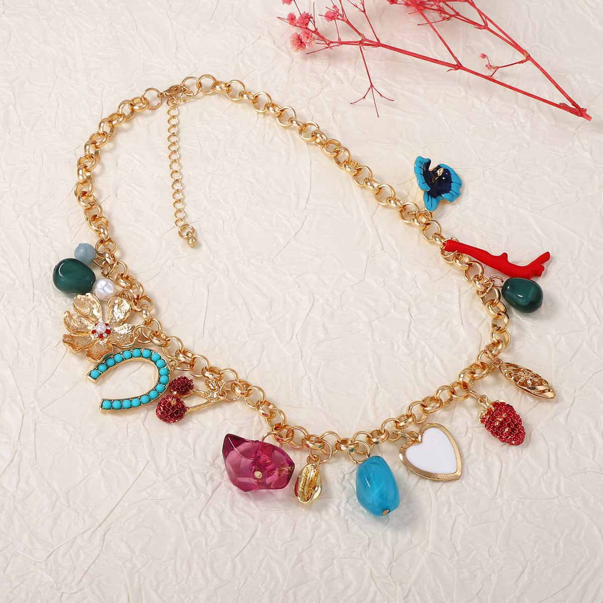 Personalized Heart-Shaped Flower Pendant Necklace with Micro-Paved Zircon Stones, Strawberry, and Cherry Accents – A Unique and Elegant Gift for Her