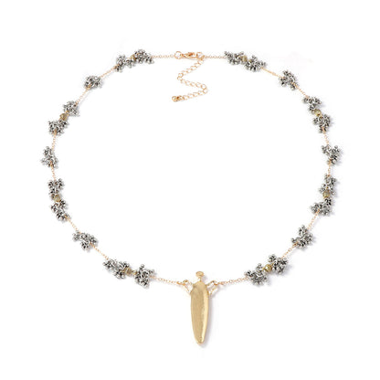 Chic Minimalist Alloy Water Drop Pendant Necklace with Unique Floral Chain – Perfect for Fall/Winter Women's Fashion