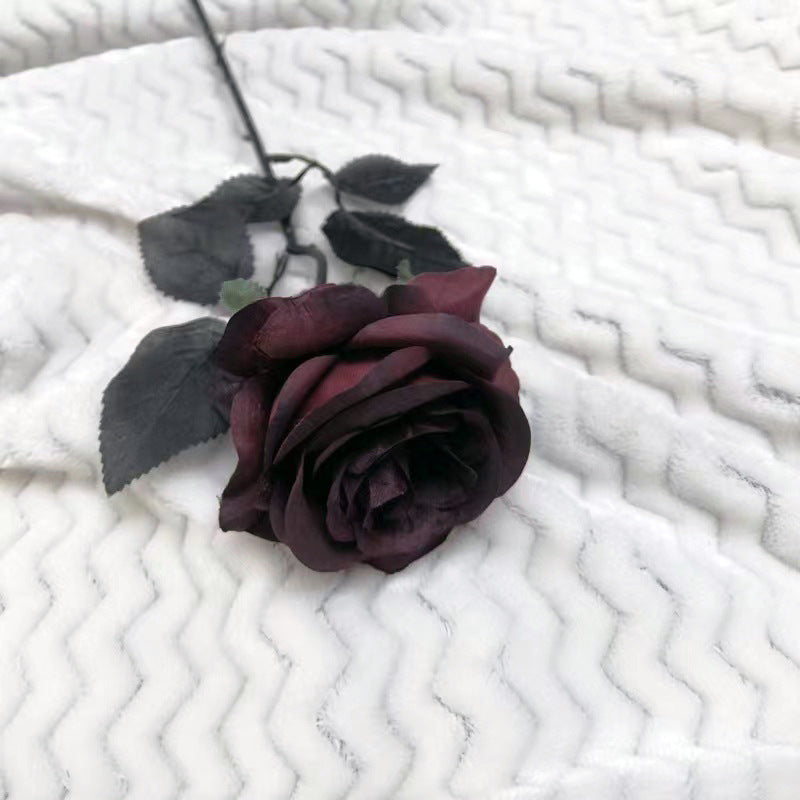 Realistic Dark Wine Red Rose Black Artificial Silk Flowers for Halloween Parties - Stunning Photography Decoration Props for Gothic-Themed Events