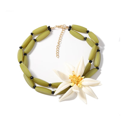 Trendy White Floral Double-Layer Bamboo Pendant Necklace – Unique, Creative, and Versatile Jewelry for Women