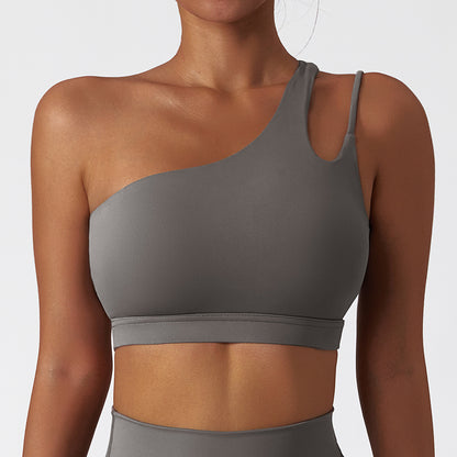 Sleek Asymmetric One Shoulder Shockproof Yoga Bra with Cloud Feel Back Design Supportive Sports Bra with Irregular Straps for Running and Fitness