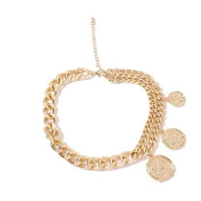 Stylish Metal Chain Coin Pendant Necklace – Unique Choker with Modern Aesthetic, Perfect for Elevating Your Look