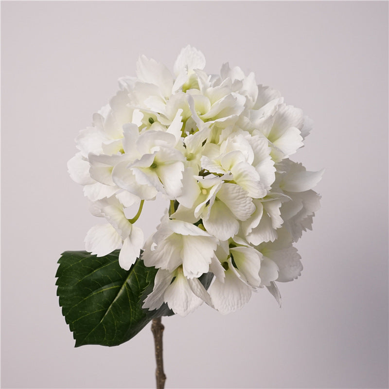 Lifelike Hydrangea Faux Floral Arrangement - Luxurious Touch for Home and Hotel Décor, Perfect for Living Room, Dining Table, and Wedding Celebrations