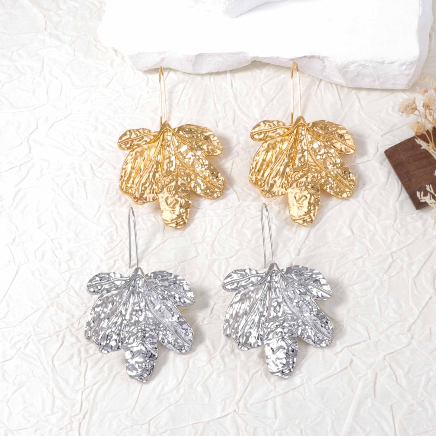 Exquisite Vintage-Inspired Statement Leaf Hook Earrings – Elegant Textured Design Perfect for Any Occasion