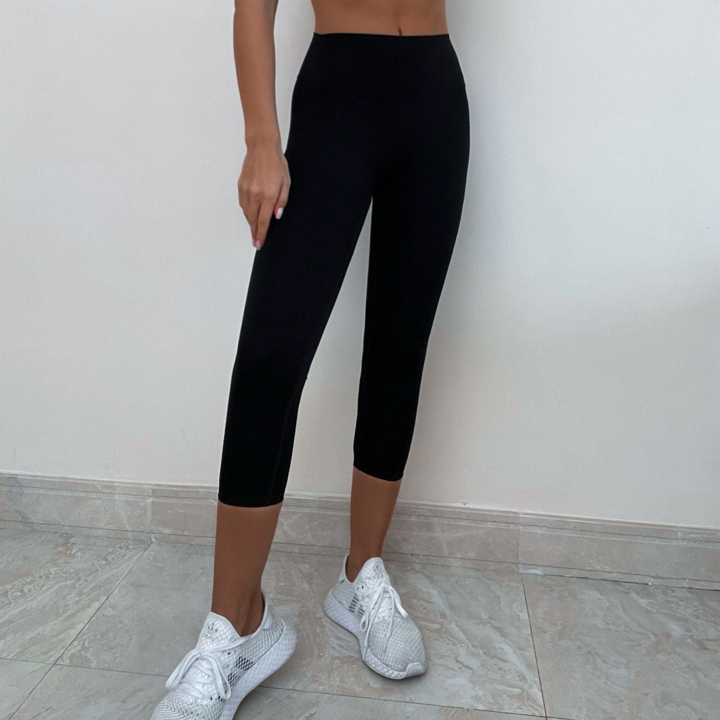 Enhance Your Workout with Our Twist Back Yoga Sports Bra High Waisted Peach Lift Yoga Pants for Women Comfort and Style