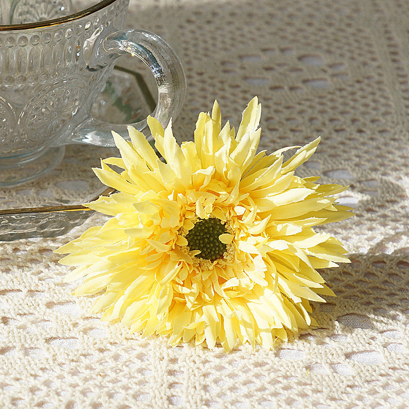 Realistic Faux Flowers - African Gerbera Daisies with Soft Fringe – Perfect for Home Decor, Weddings, and Photography Floral Arrangements