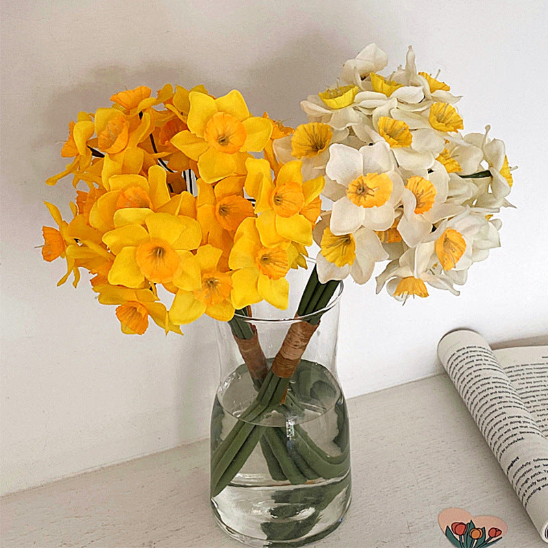 Elegant Faux Daffodil Bouquet - Lifelike Plastic Flower Arrangement for Dining Table and Living Room Decor