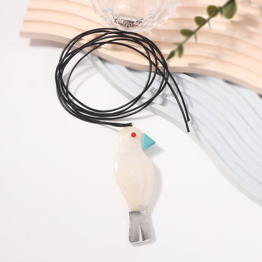 Charming Artistic Long Pendant Necklace Featuring Cute Resin Bird Design - Versatile Minimalist Style for Every Outfit